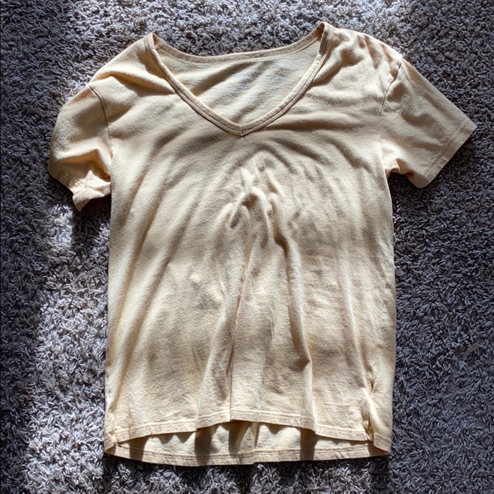t-shirt - Picture 2 of 3